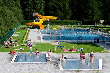 Prolongation de saison de la piscine en plein air à Troisvierges